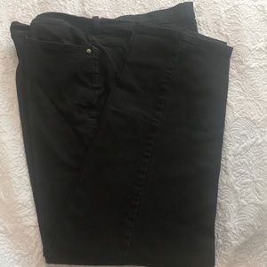 Gloria Vanderbilt black Amanda jeans